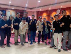 Jelajah Kebangsaan Wartawan, Tim JKW-PWI Bersama Krishnayanni Kibarkan Merah Putih