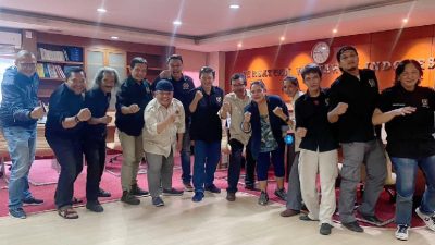 Jelajah Kebangsaan Wartawan, Tim JKW-PWI Bersama Krishnayanni Kibarkan Merah Putih