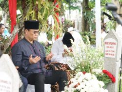 Ziarah ke Makam Fatmawati, Basarah PDIP: Bangsa Indonesia Memuliakan Pemimpin Perempuan