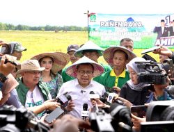 Gus Imin Tampung Keluhan Petani terkait Tersendatnya Pasokan Solar