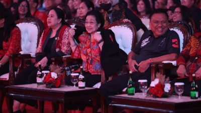 Ibu Megawati Hadiri Perayaan Natal Kasih Damai Perjuangan di Jiexpo