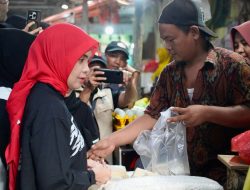 Kunjungi Pasar Tradisional, Siti Atikoh Bahas Kedaulatan Kedelai Indonesia