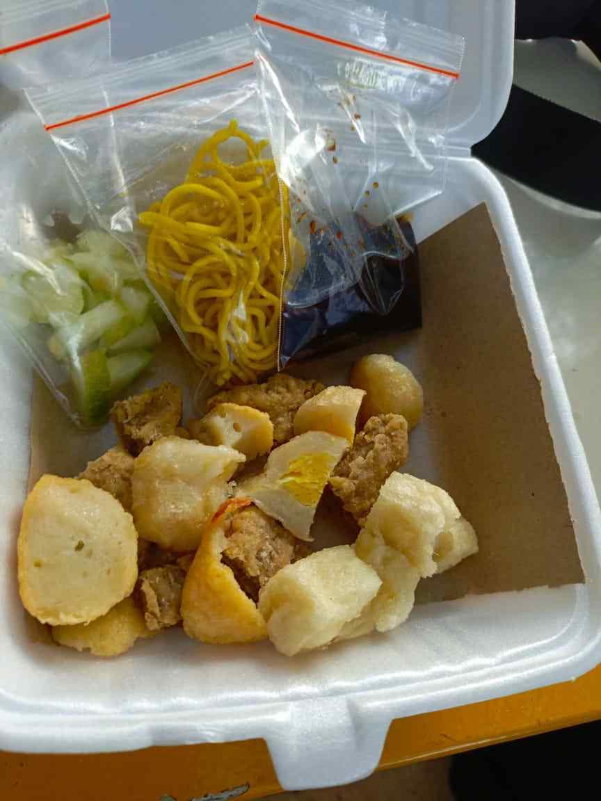 Pempek Hj. KO Wong Kito Galo kini telah buka di Depan Kemang View Perempatan Pekayon