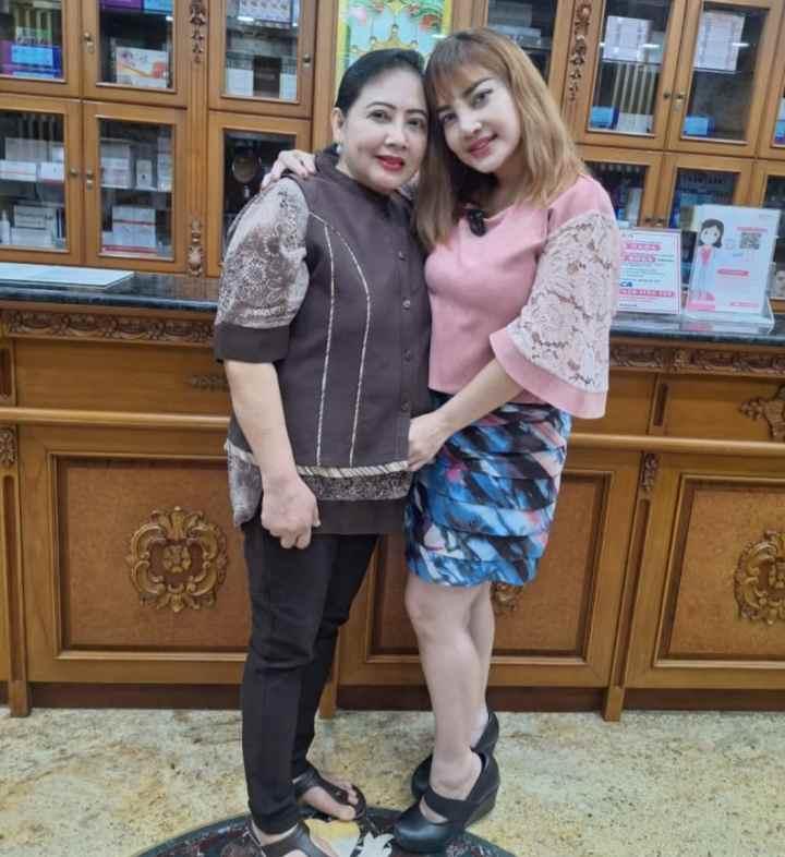 Buka Jahitan Operasi di Queen Klinik Sunter, Irma Darmawangsa Puas dengan Hidung Mancung ala Blasteran