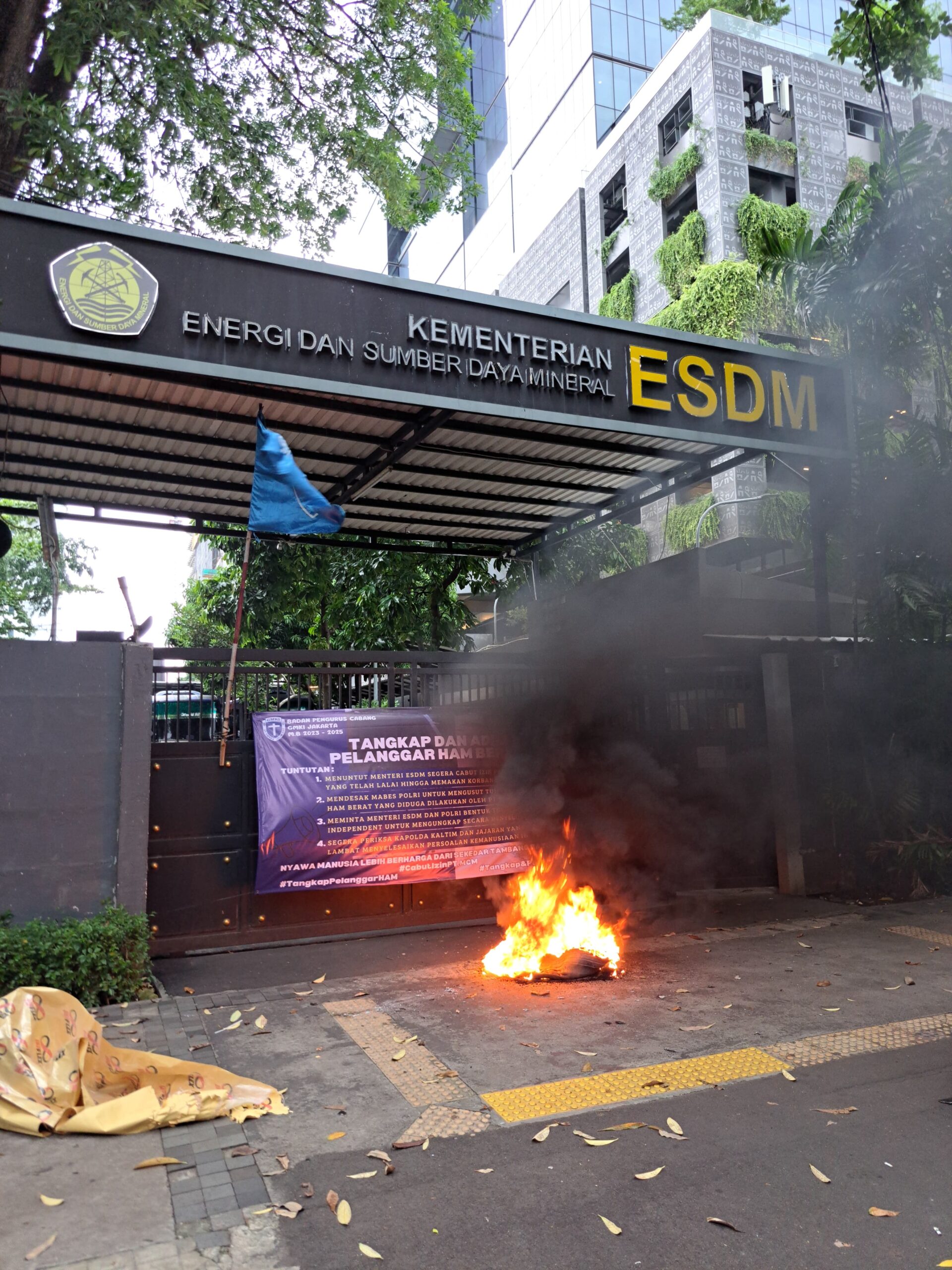 Ada Apa Dengan Kementerian ESDM, Sehingga GMKI Jakarta Geruduk Seperti Ini