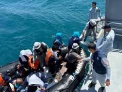 TRAGEDI MEMILUKAN, KAPAL PENANGKAPAN IKAN INDONESIA TENGGELAM DITABRAK KAPAL ASING MELARIKAN DIRI