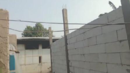 Tingkatkan Kesejahteraan Warga Desa Sangiang, Dinas Perkim Gandeng KPS-PRTLH Kab.Tangerang Laksanakan Program Bedah Rumah