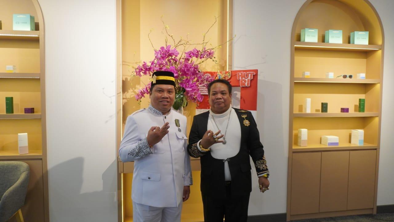 MAHARAJA KUTAI MULAWARMAN DAN YABhg DATO’ SERI KENNY DE SOUZA BANGUN KOMITMEN DALAM KOMUNITAS WIRAUSAHA GLOBAL BERSAMA THREE INTERNATIONAL