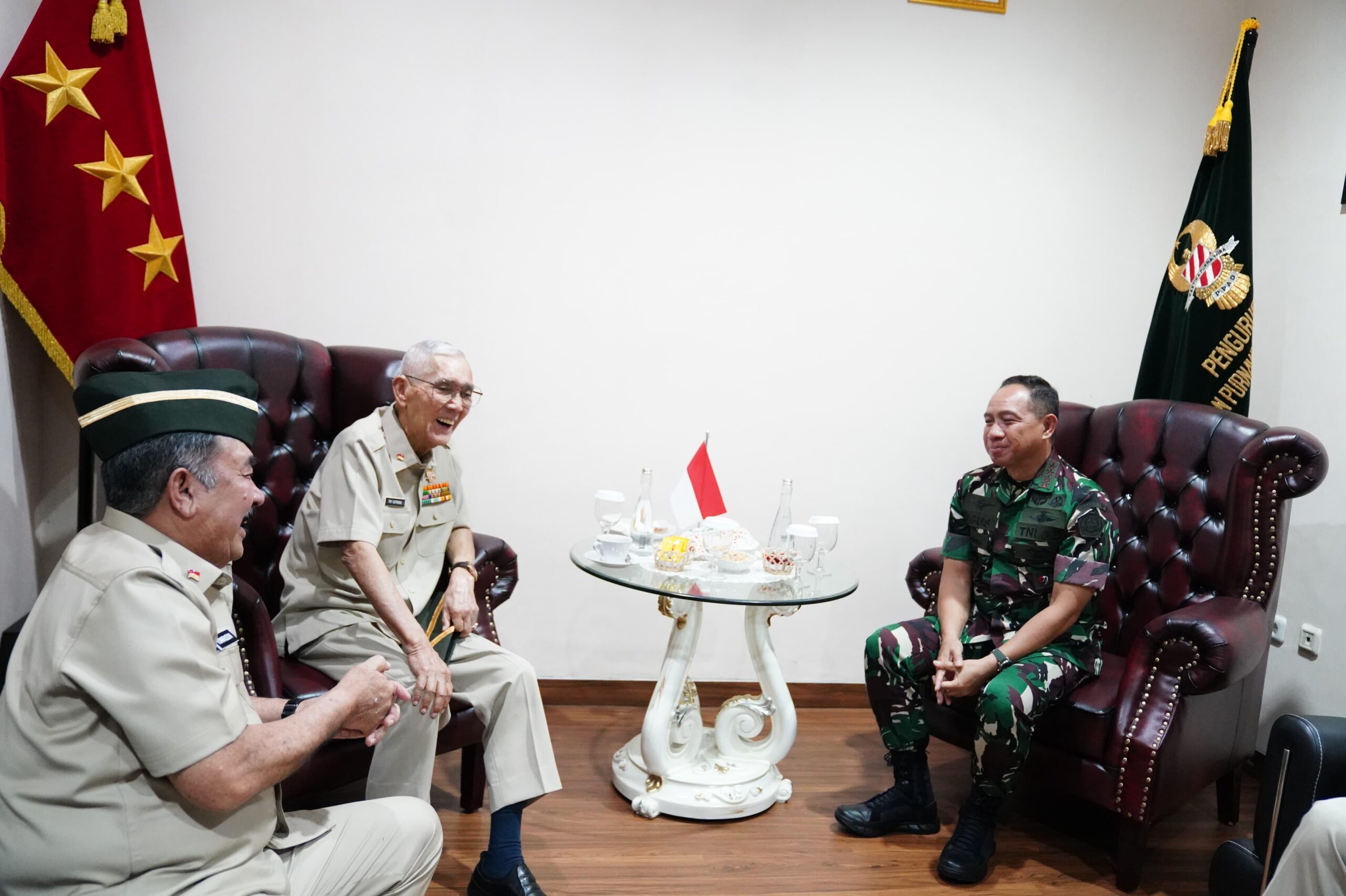 Panglima TNI Bersilaturahmi dengan Ketua Badan Pertimbangan Pusat PPAD