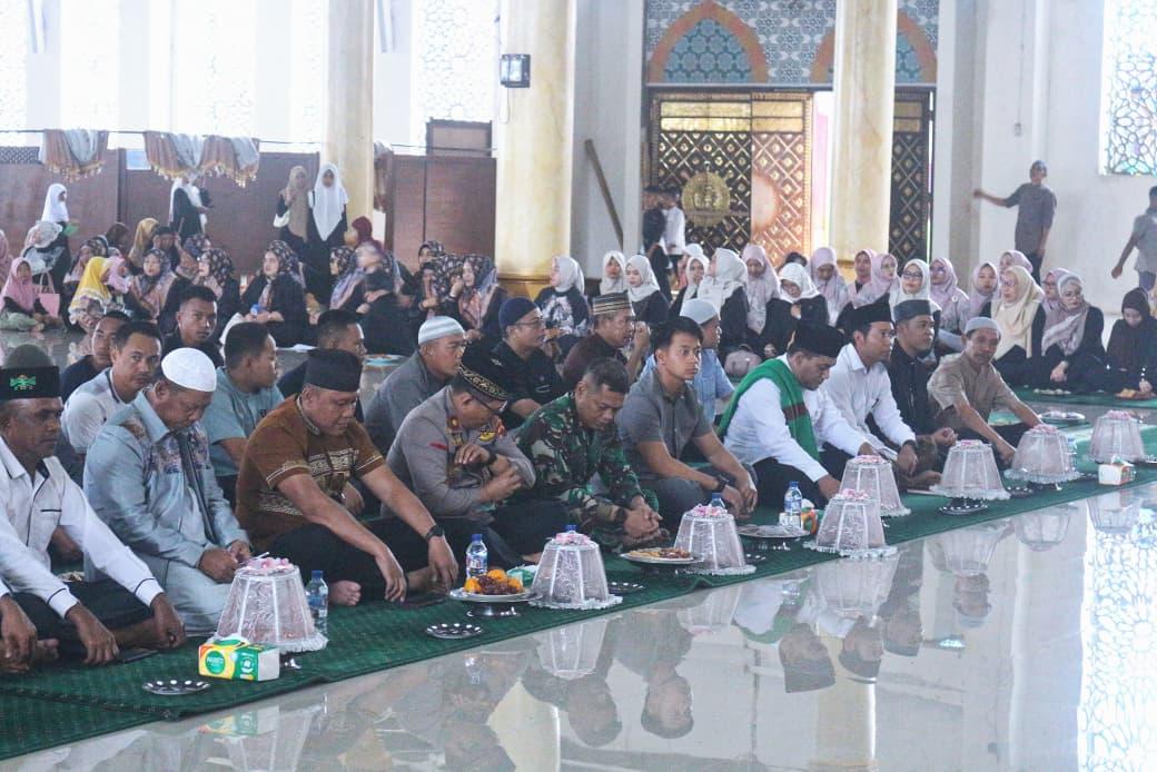 Dandim 1715/Yahukimo Ikuti Doa Bersama Peringatan Maulid Nabi Muhammad SAW 1447 H/2025 M dan Doa Bersama Dalam Rangka HUT TNI Ke-80