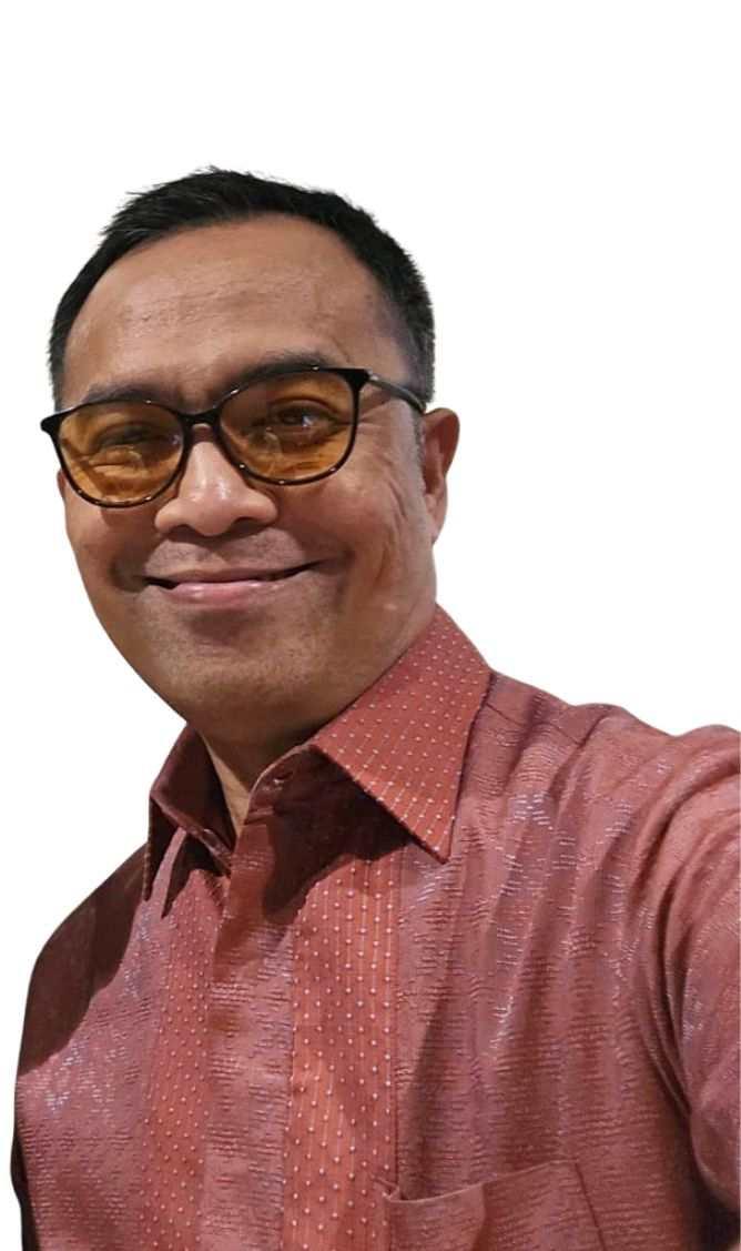 MENILIK RAPERDA KAWASAN TANPA ROKOK MELARANG ASAP ROKOK TANPA ARAH, MEMATIKAN API EKONOMI RAKYAT KECIL