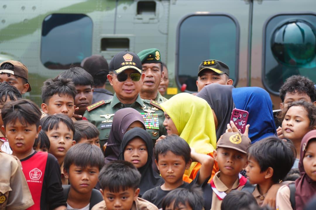 Panglima TNI Tinjau Markas Yontaipur Kostrad di Cikarang