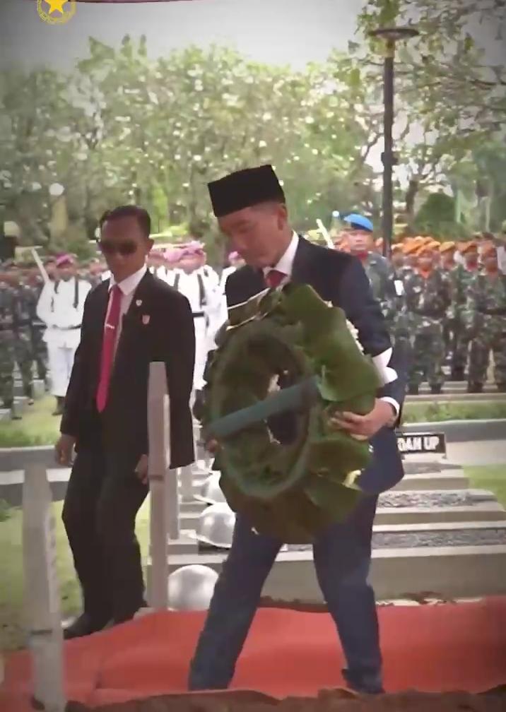 Keteladanan dan Kesetiaan Ibu Karlinah Umar Wirahadikusumah Patut Dikenang Generasi Bangsa