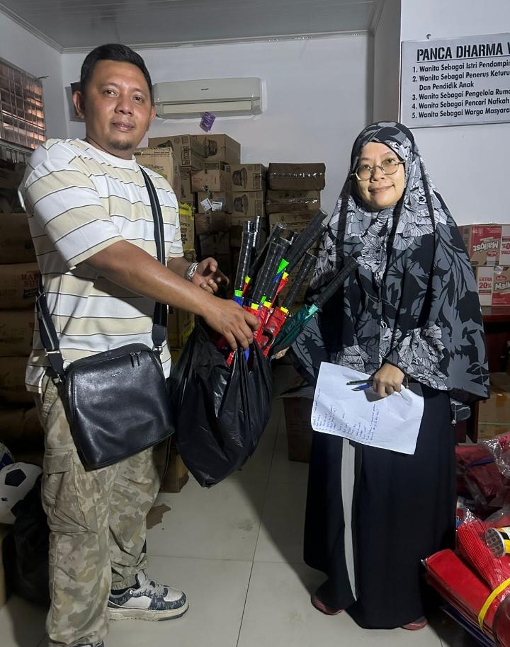 Perjuangan Relawan Putune Soedirman: Antar Bantuan Presiden di Tengah Lumpur dan Kerusakan