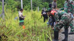 Kodim 1715/Yahukimo Gelar Karya Bakti Pembersihan Lingkungan Bersama Masyarakat