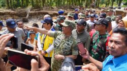 Tinjau Lokasi Terdampak Bencana, Kasum TNI Cek Pembangunan Huntara di Tapanuli Tengah